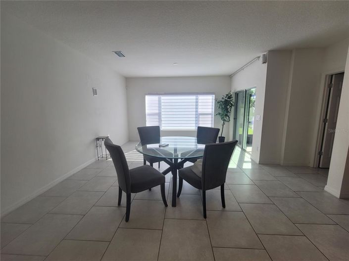 Image No.7-4 Bed Townhouse for sale