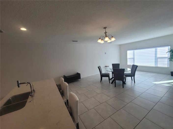 Image No.8-4 Bed Townhouse for sale