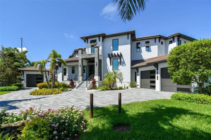 Image No.2-Propriété de 5 chambres à vendre à Floride