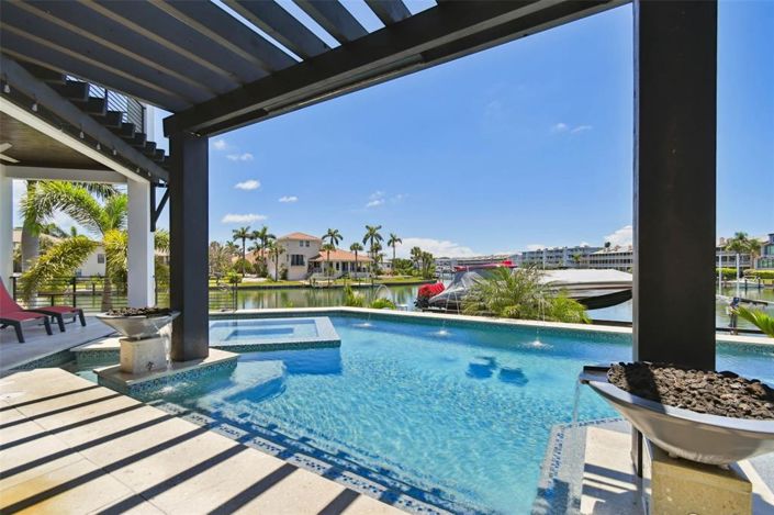 Image No.23-Propriété de 5 chambres à vendre à Floride