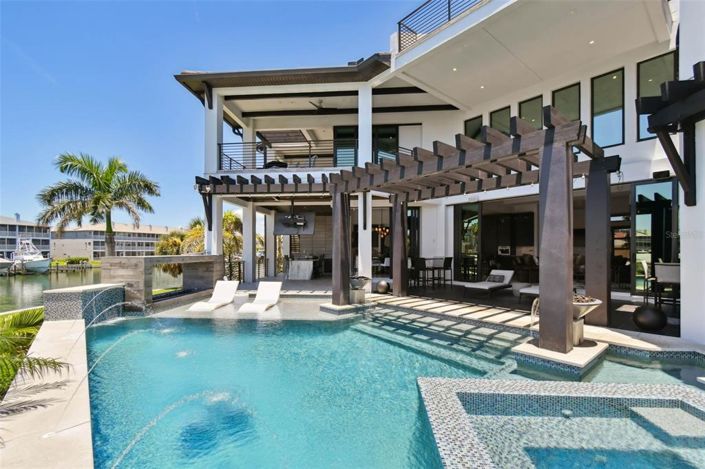 Image No.27-Propriété de 5 chambres à vendre à Floride