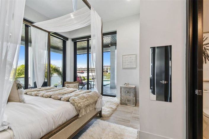 Image No.36-Propriété de 5 chambres à vendre à Floride