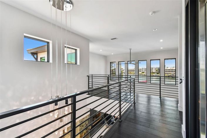 Image No.58-Propriété de 5 chambres à vendre à Floride