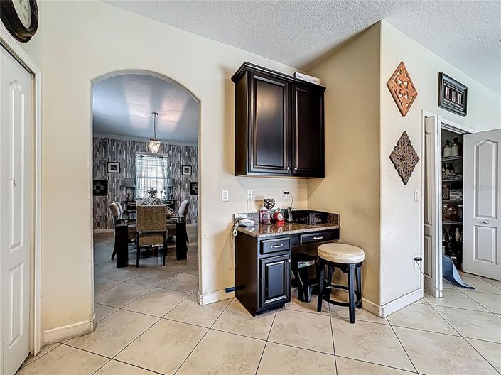 Image No.28-5 Bed Property for sale