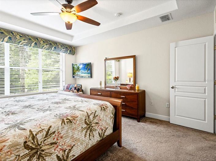 Image No.18-3 Bed Townhouse for sale