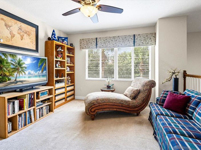 Image No.23-3 Bed Townhouse for sale