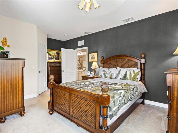 Image No.31-3 Bed Townhouse for sale