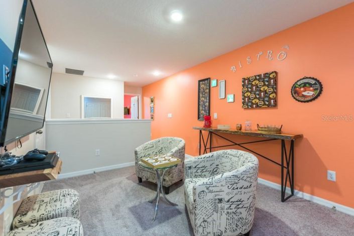 Image No.17-5 Bed Townhouse for sale