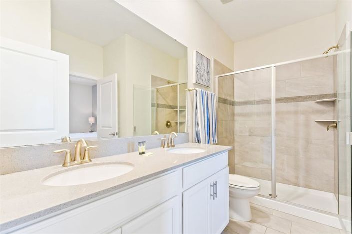 Image No.13-8 Bed Property for sale