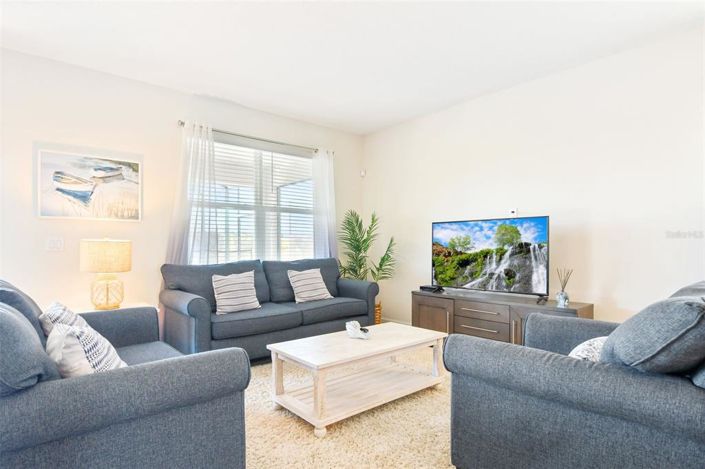 Image No.16-8 Bed Property for sale