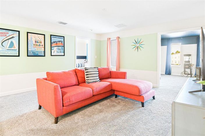 Image No.30-8 Bed Property for sale