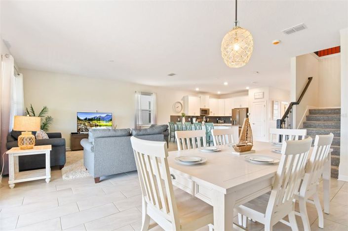 Image No.6-8 Bed Property for sale