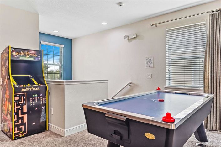 Image No.27-9 Bed Property for sale