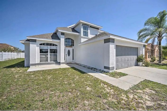 Image No.1-4 Bed Property for sale
