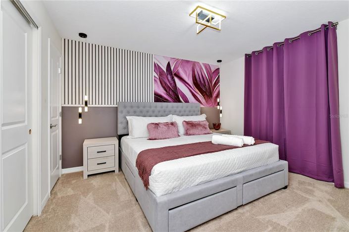 Image No.29-8 Bed Property for sale