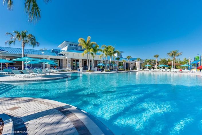 Image No.56-8 Bed Property for sale