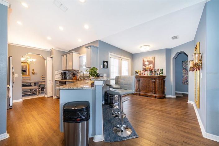 Image No.24-5 Bed Property for sale