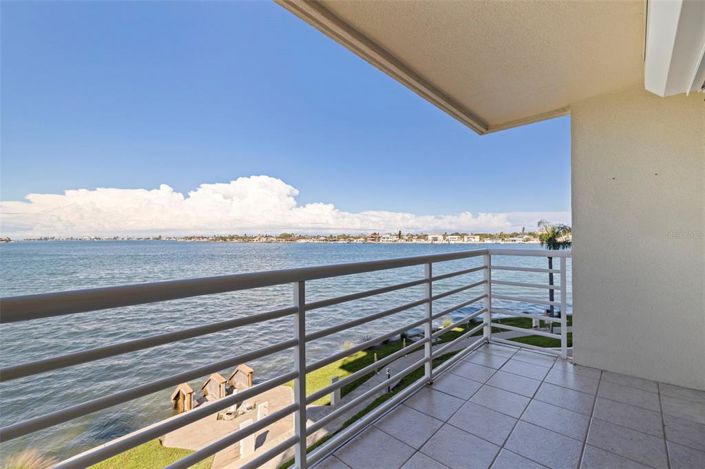 Image No.15-2 Bed Property for sale