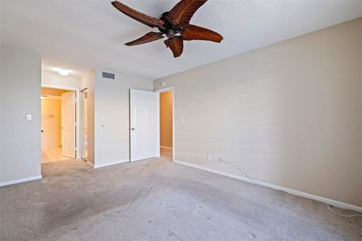 Image No.24-2 Bed Property for sale