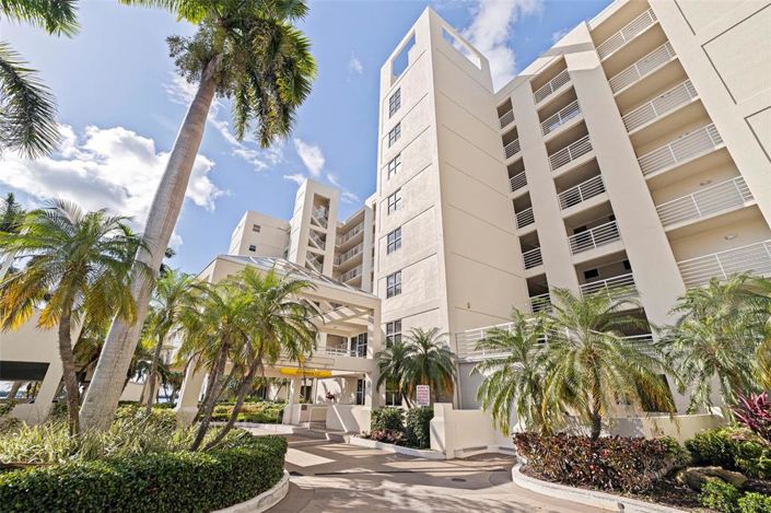 Image No.39-2 Bed Property for sale