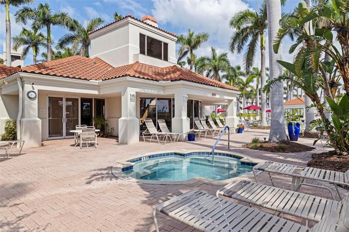 Image No.42-2 Bed Property for sale