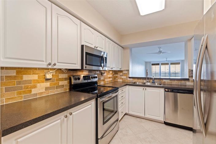 Image No.6-2 Bed Property for sale