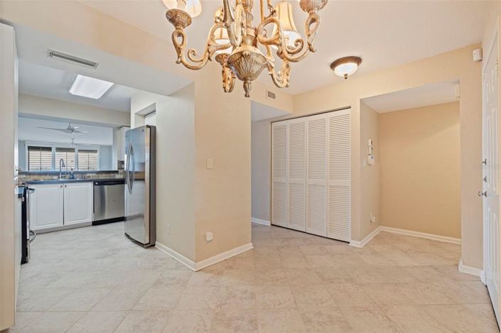 Image No.8-2 Bed Property for sale