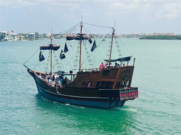 Image No.15-3 Bed Property for sale