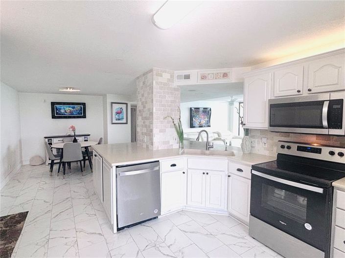 Image No.7-3 Bed Property for sale