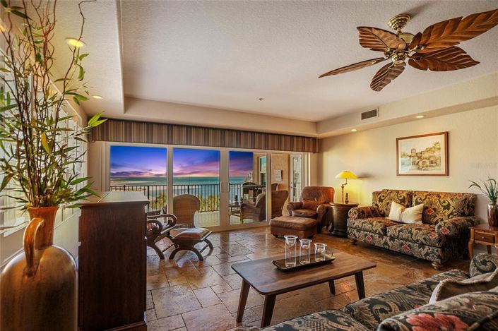 Image No.11-3 Bed Property for sale