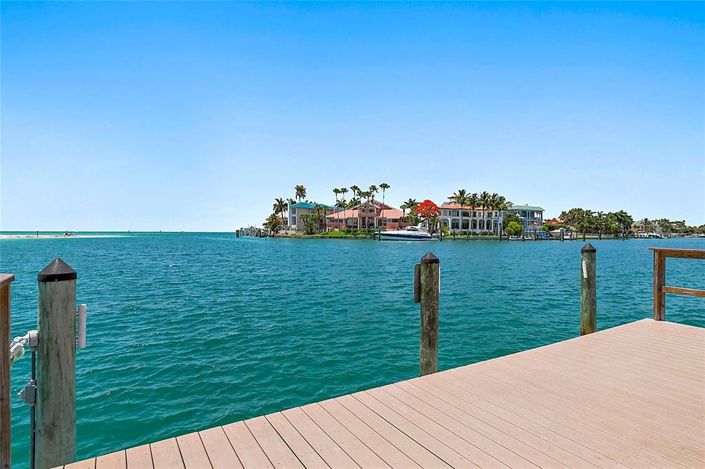 Image No.19-3 Bed Property for sale