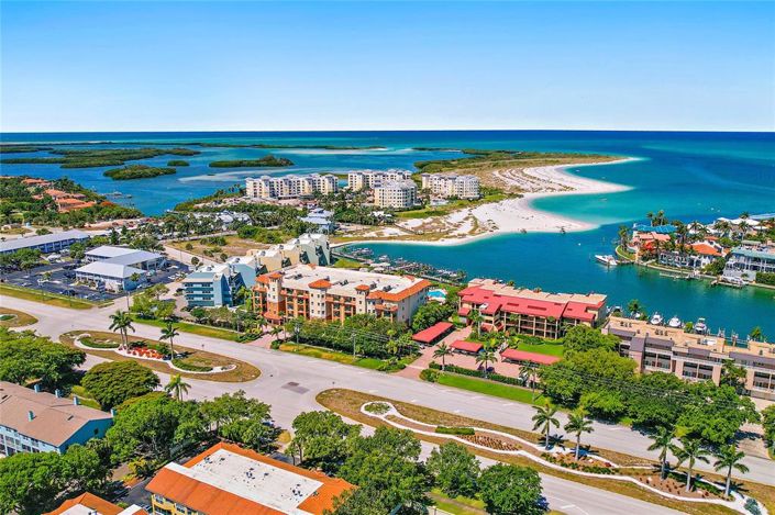 Image No.23-3 Bed Property for sale