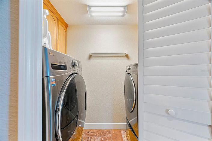 Image No.25-3 Bed Property for sale