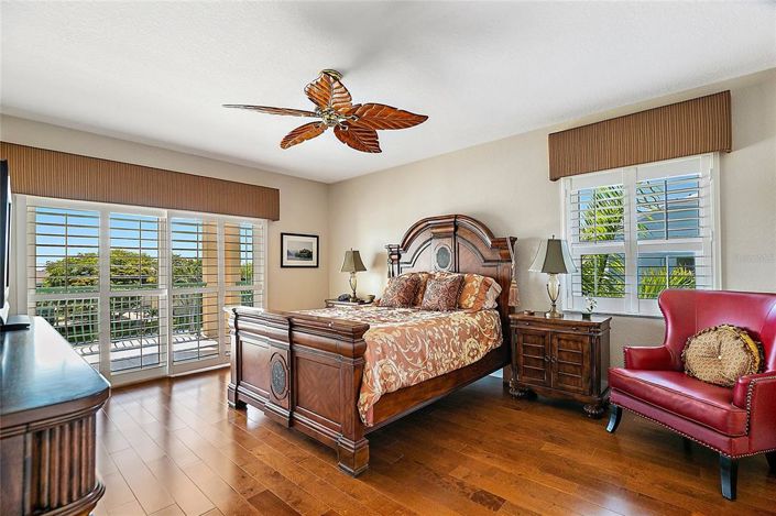 Image No.31-3 Bed Property for sale