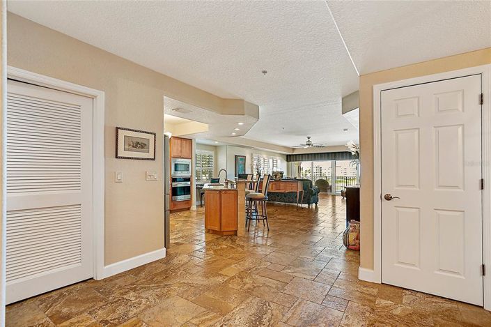 Image No.4-3 Bed Property for sale