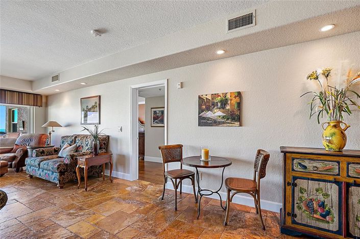 Image No.6-3 Bed Property for sale