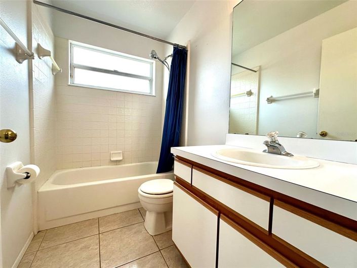 Image No.20-3 Bed Property for sale