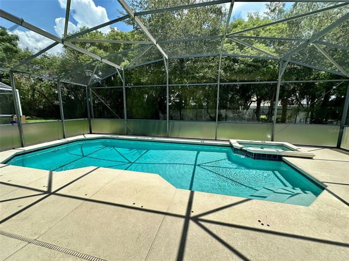 Image No.28-3 Bed Property for sale