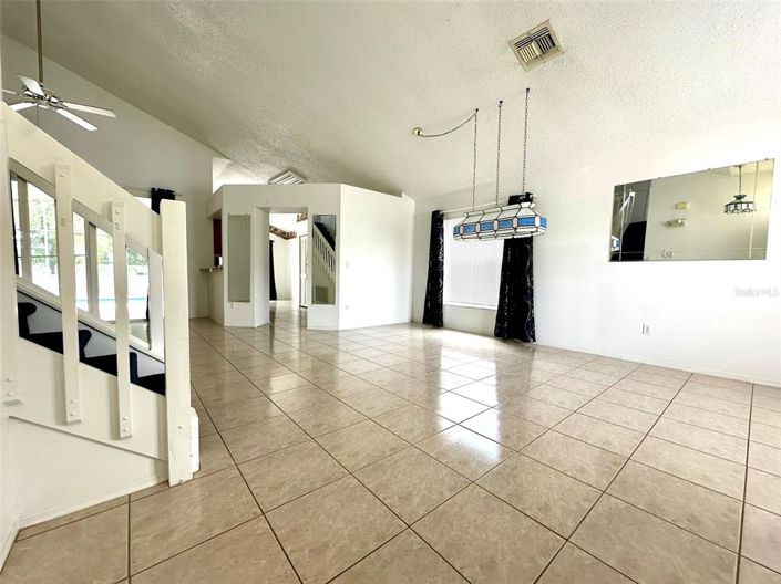 Image No.3-3 Bed Property for sale