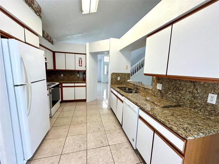 Image No.9-3 Bed Property for sale