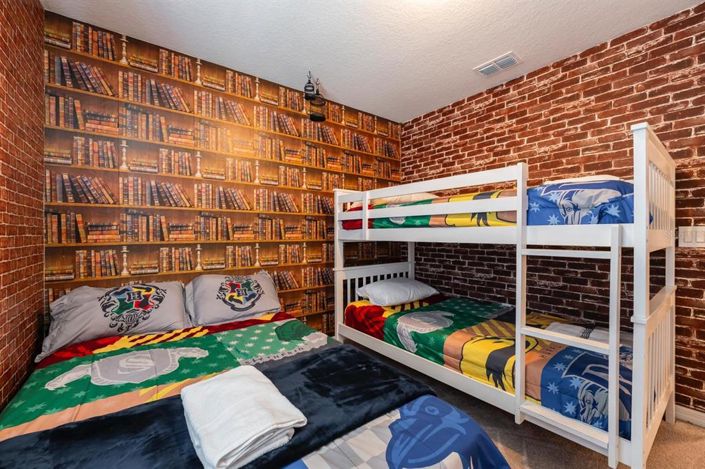 Image No.11-5 Bed Townhouse for sale