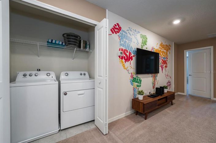 Image No.18-5 Bed Townhouse for sale