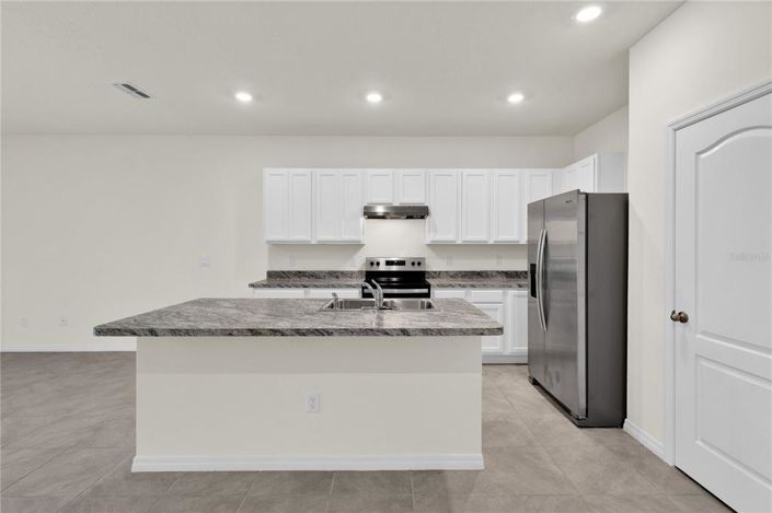 Image No.10-3 Bed Townhouse for sale