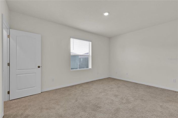 Image No.24-3 Bed Townhouse for sale