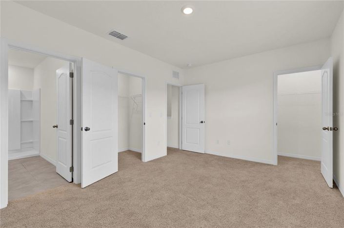 Image No.25-3 Bed Townhouse for sale