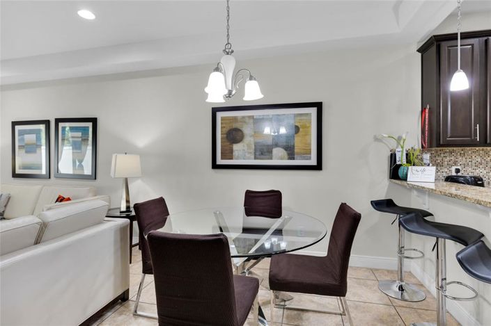 Image No.12-3 Bed Townhouse for sale