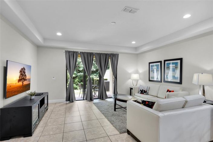 Image No.13-3 Bed Townhouse for sale