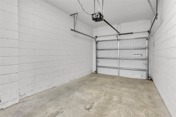 Image No.16-3 Bed Townhouse for sale