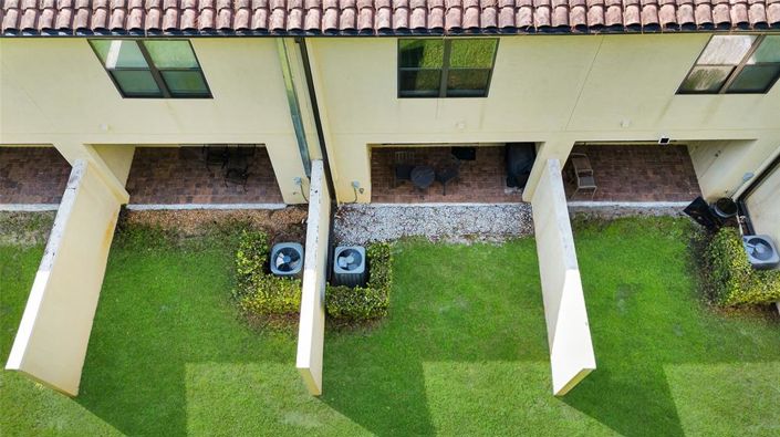 Image No.32-3 Bed Townhouse for sale