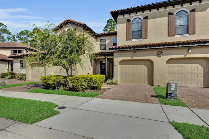 Image No.37-3 Bed Townhouse for sale